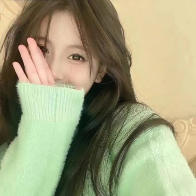 两个爱人和一只熊